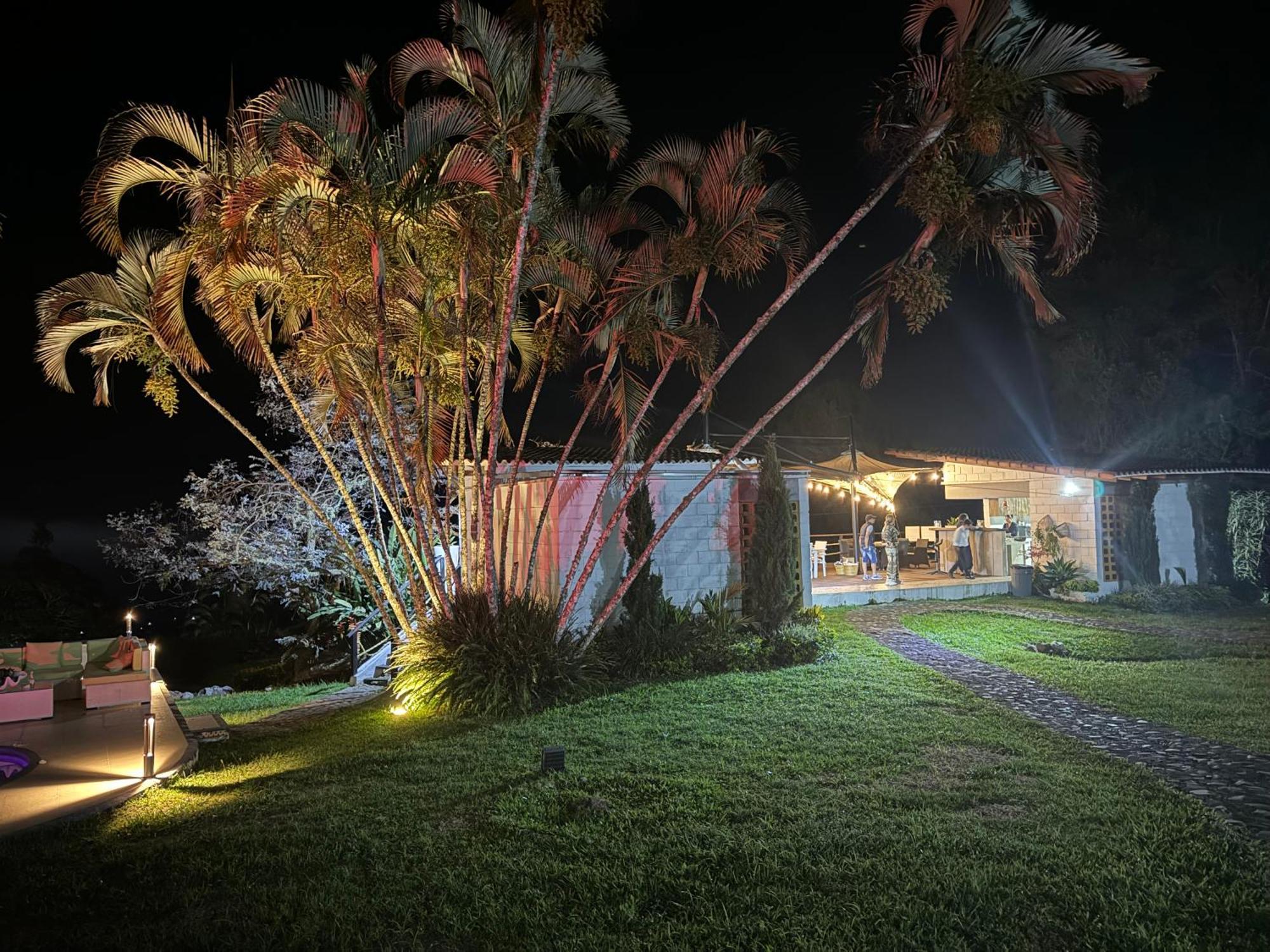Hotel Maca Lago Calima Buitenkant foto